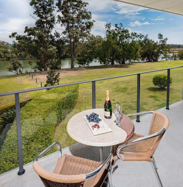 Macquarie 4 Star Motel Warners Bay Eksteriør billede