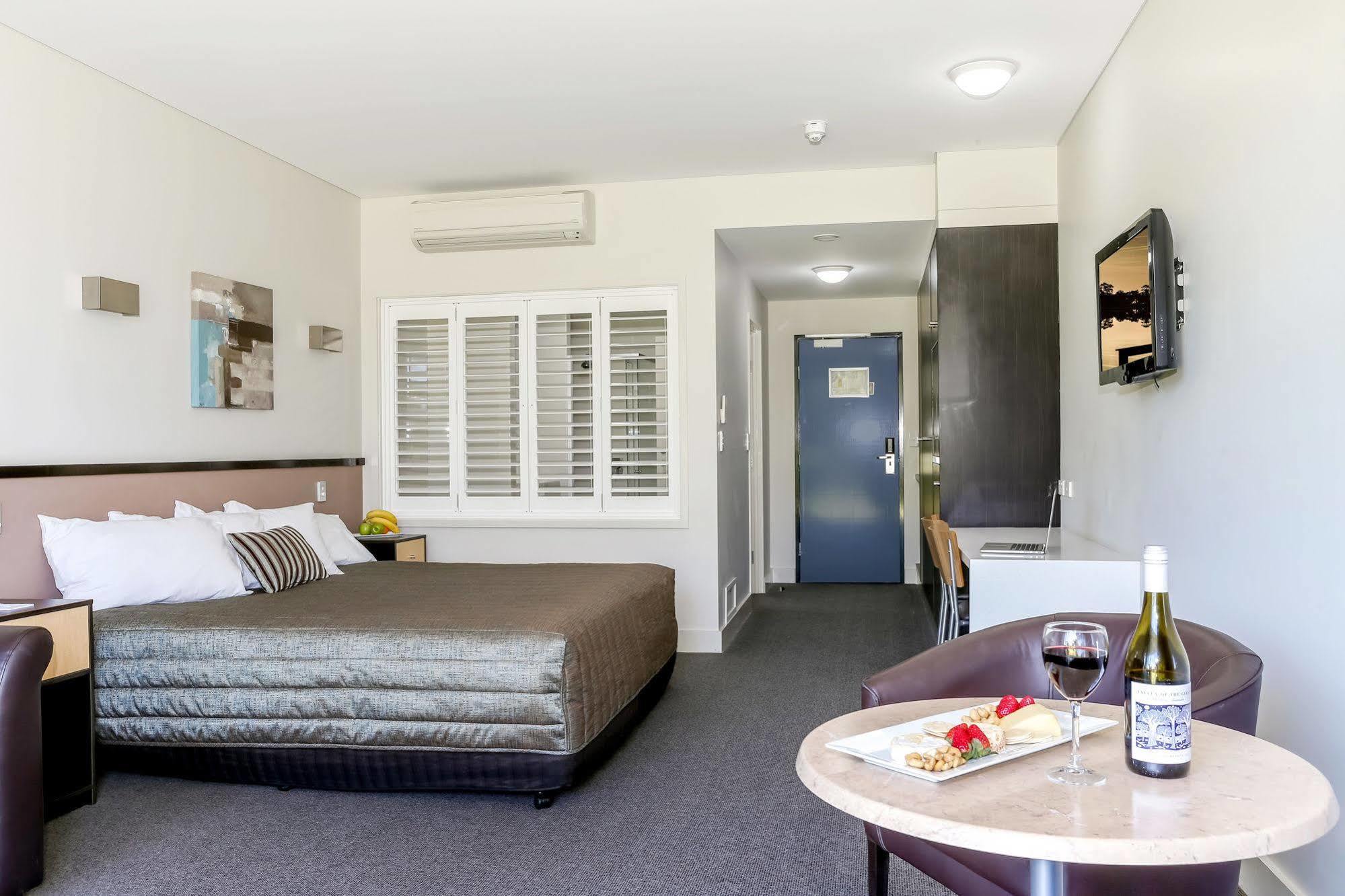 Macquarie 4 Star Motel Warners Bay Eksteriør billede